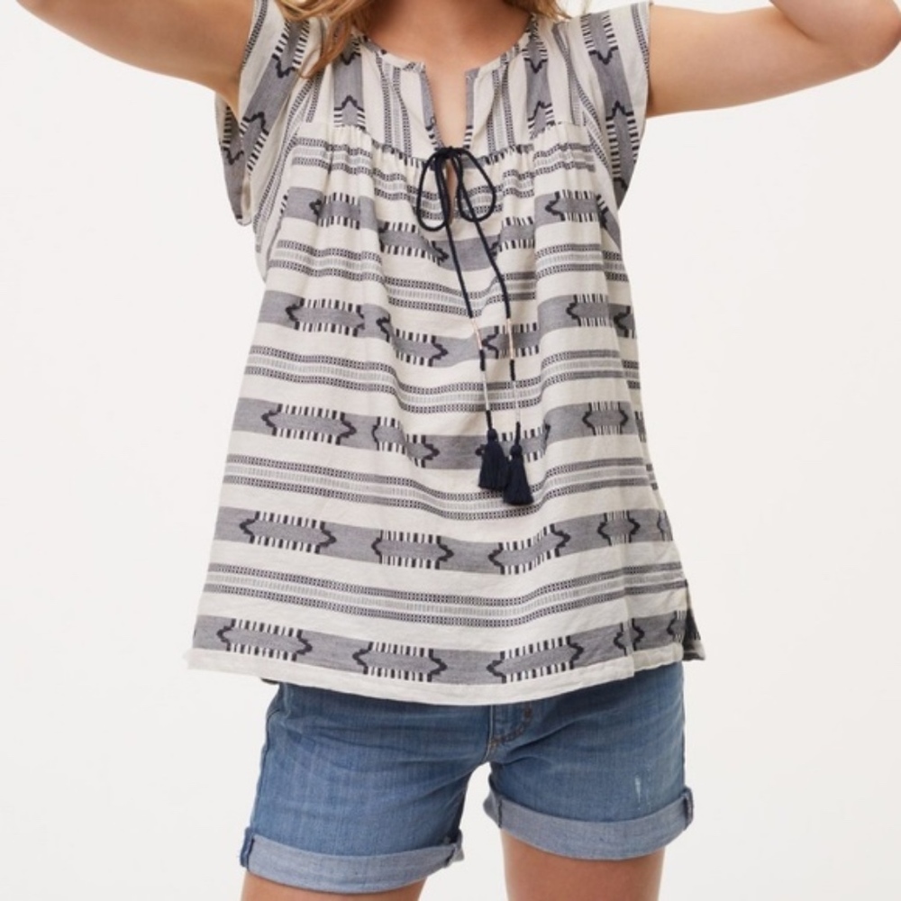 LOFT Cap sleeve Bohemian top ❌